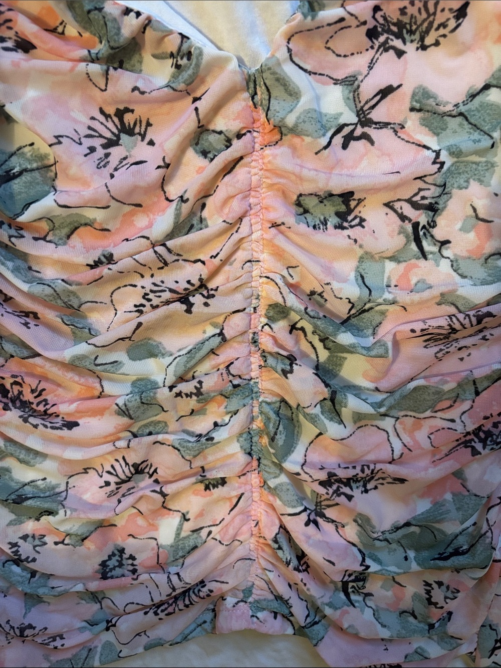 Floral Ruched Tank Top - Picture 3 of 3